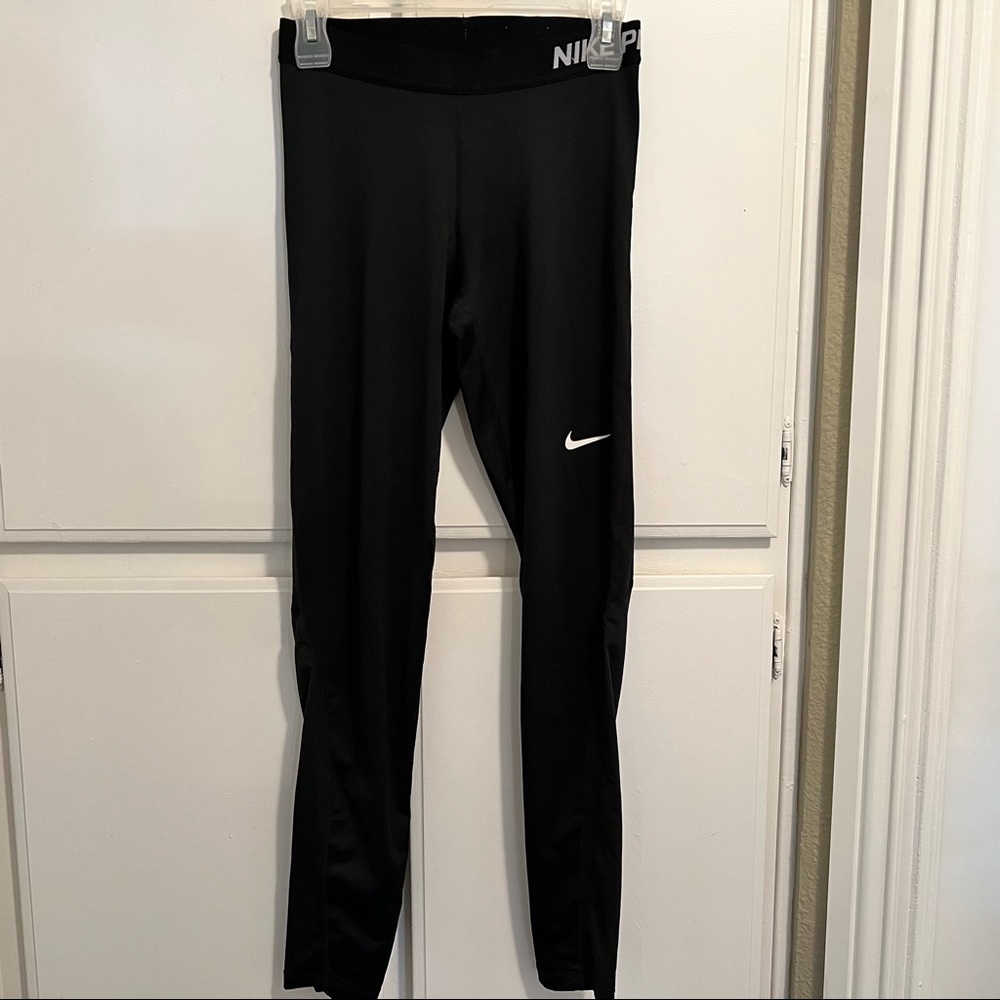 Like New Nike Dri-Fit Black Leggings - Medium